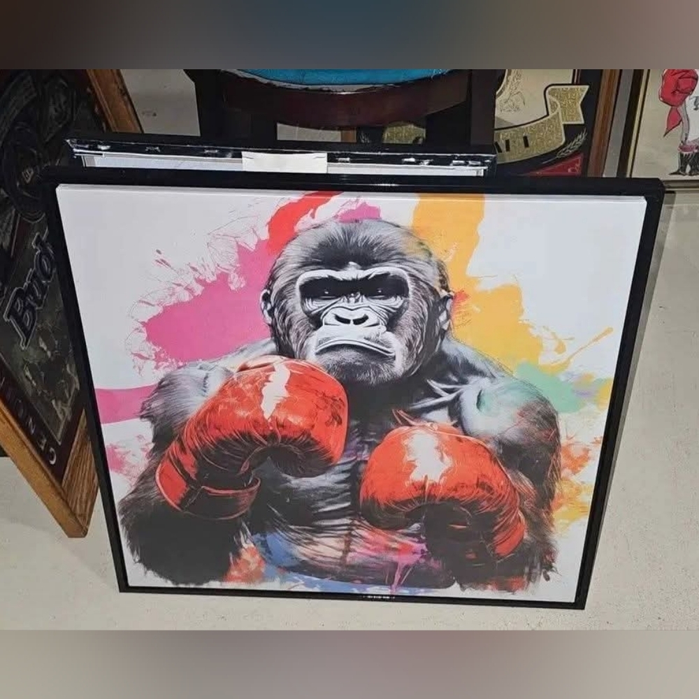 🆕 New Wall Decor Wooden Framed Canvas Boxing Ape Gorilla Animal 21" x 21"